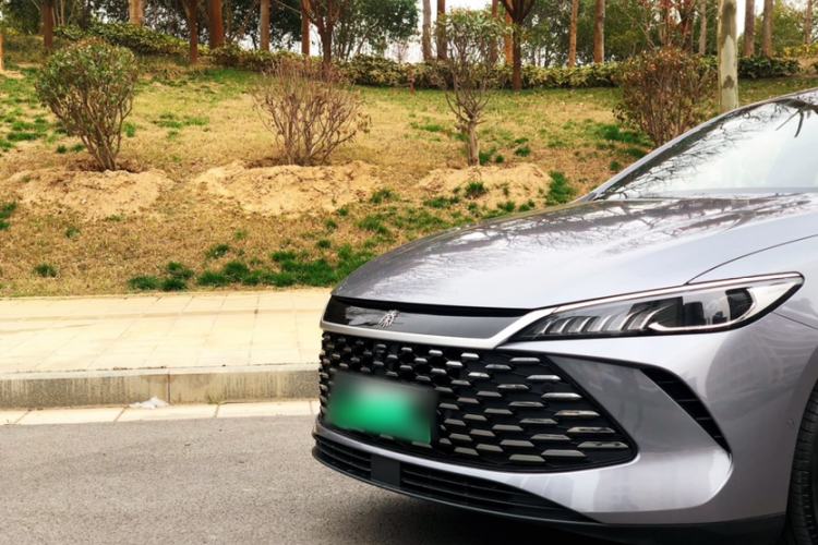 Used BYD Qin PLUS 2025 DM-i Smart Drive 120KM Superior Model