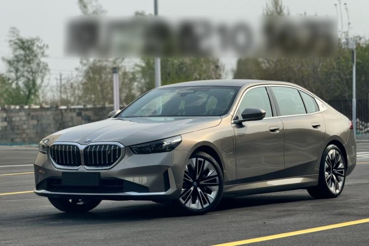 Used BMW i5 2024 eDrive 35L Prestige Luxury Package