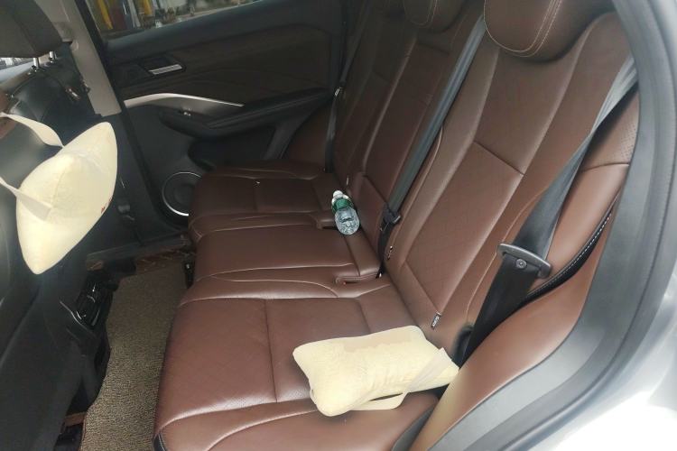 Used Wey VV6 2021 2.0T Two-Wheel Drive Smart Plus