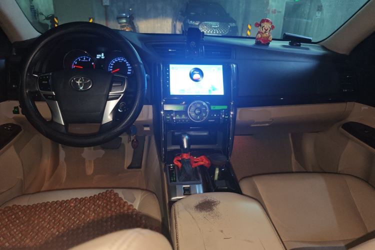 Used Toyota Reiz 2010 2.5V Fengdu Elite Edition Center Console