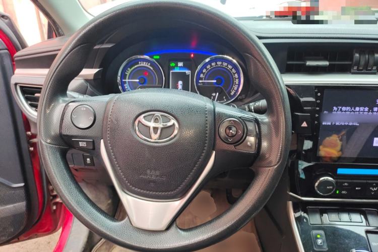 Used Toyota Corolla 2016 Dual-Engine 1.8L E-CVT Leading Edition
