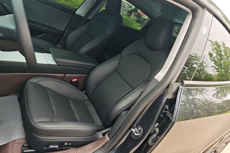 Used Tesla Model 3 2025 Rear-Wheel-Drive Version