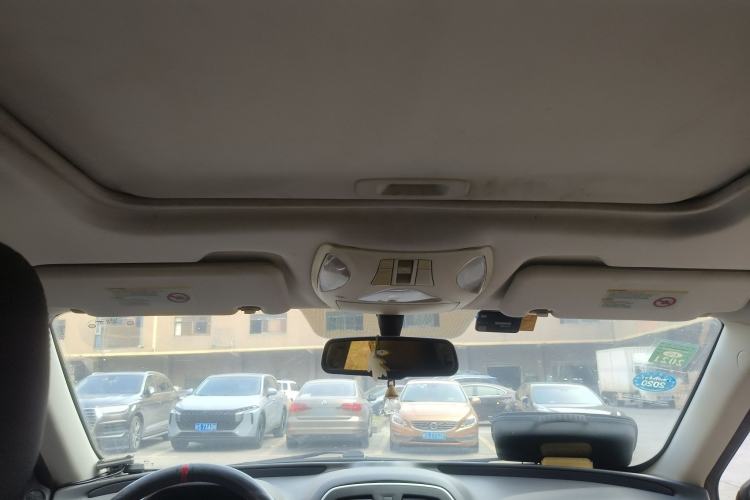 Used GAC Trumpchi GS5 2014 2.0L Automatic Two-Wheel Drive Anniversary Value Edition
