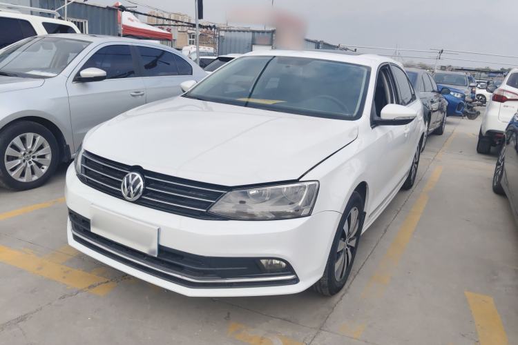 Used Volkswagen Sagitar 2017 230TSI Automatic Comfort Version