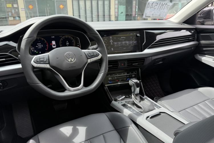 Used Volkswagen Passat 2025 Outstanding Model 380TSI Starry Dragon Edition
