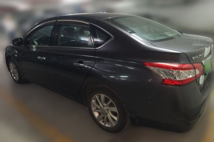 Used Nissan Sylphy 2014 1.6XV CVT Deluxe Edition
