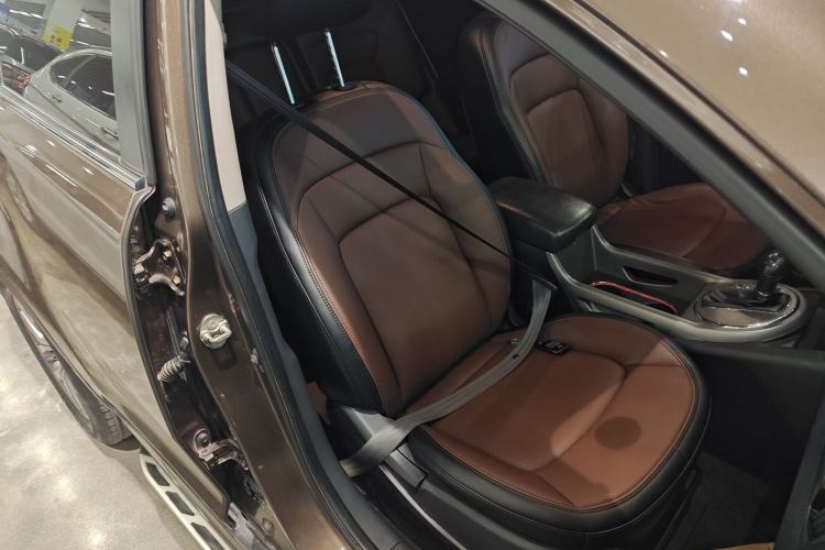 Used Kia Sportage R 2015 2.0L Automatic Two-Wheel Drive GLS Right Front Seat