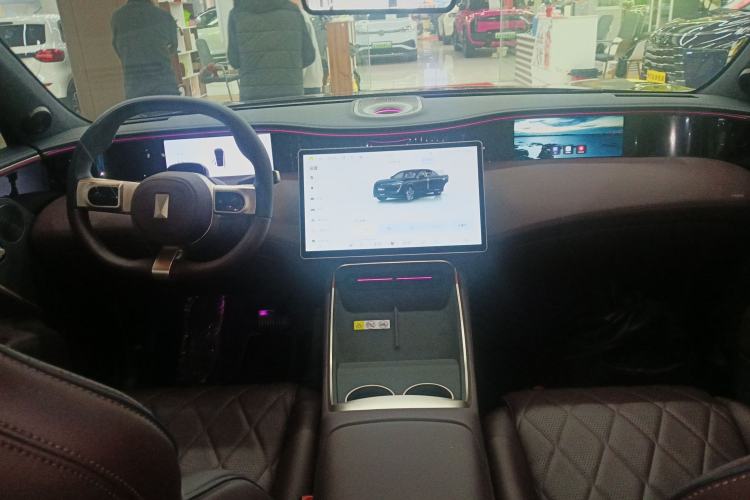 Used Avatr 11 2025 Year Updated Max Extended-Range Version