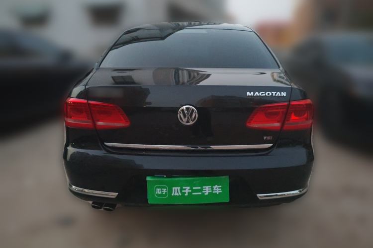 Used Volkswagen Magotan 2015 Facelift 1.8TSI Luxury Model Rear