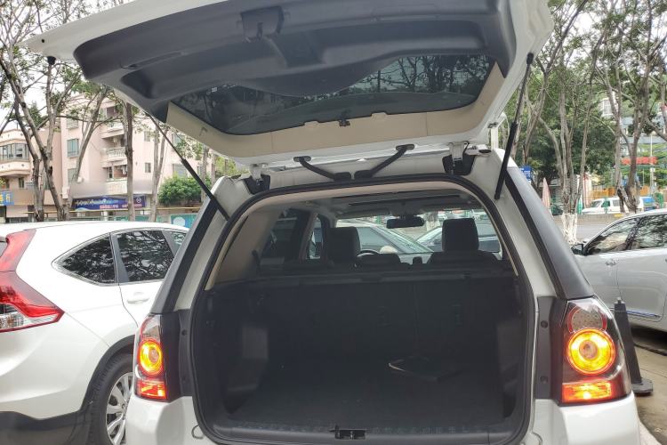 Used Land Rover Freelander 2 2015 2.0T Si4 XS Collection Edition Trunk