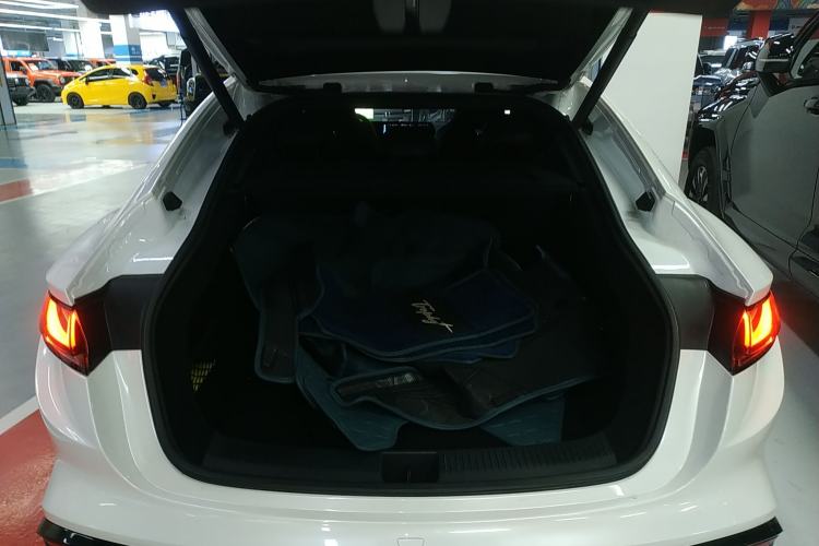 Used MG 7 2023 2.0T Automatic Hunter Luxury Edition