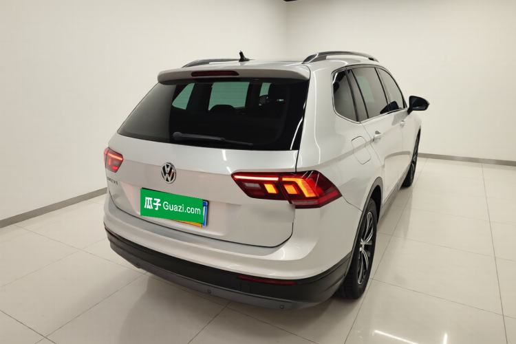 Used Volkswagen Tiguan L 2020 330TSI Automatic Two-Wheel Drive Luxury Edition China VI Standard