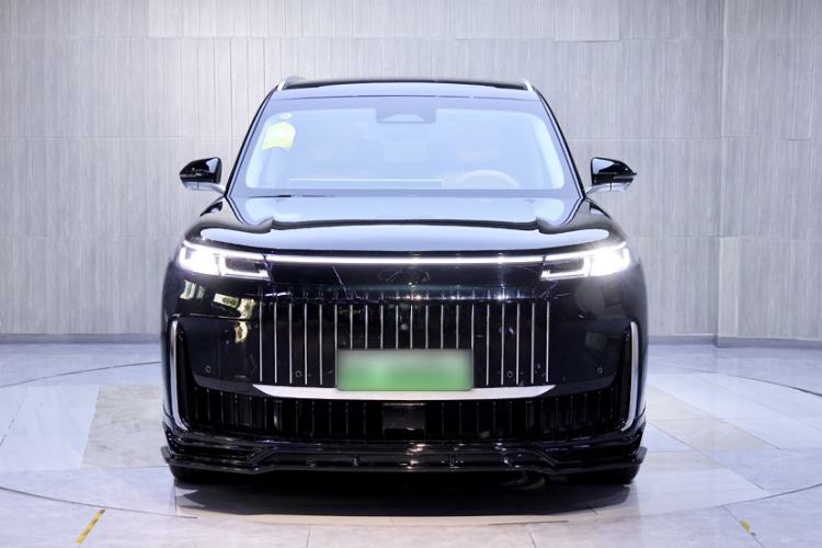 Used Chery T11 2026 Model 220 Rear-Drive Boya Giant-Screen Luxury Edition Exterior 3