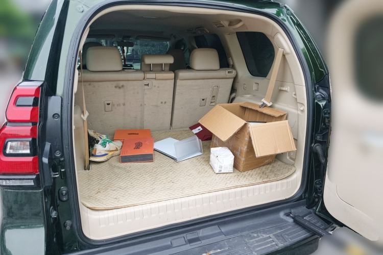 Used Toyota Prado 2018 3.5L Automatic TX-L with Rear-Mounted Spare Tire Trunk