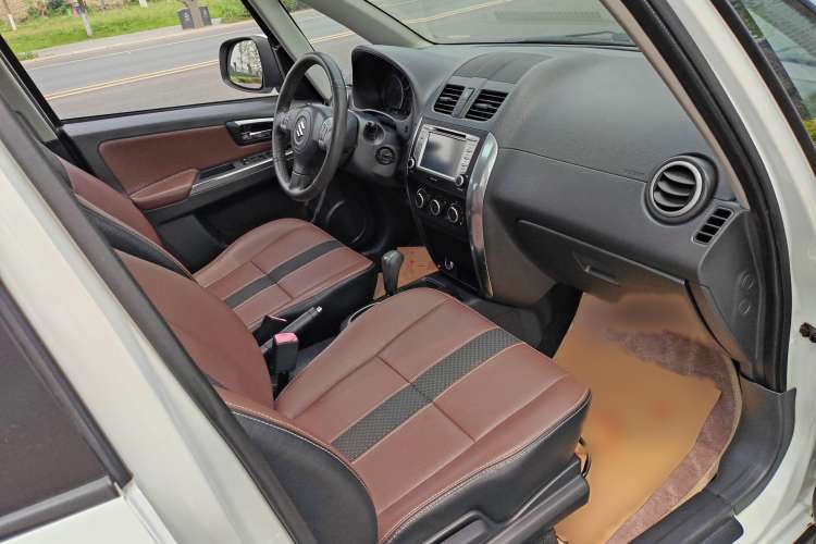 Used Suzuki SX4 2012 1.6L Automatic Ruiqi Model