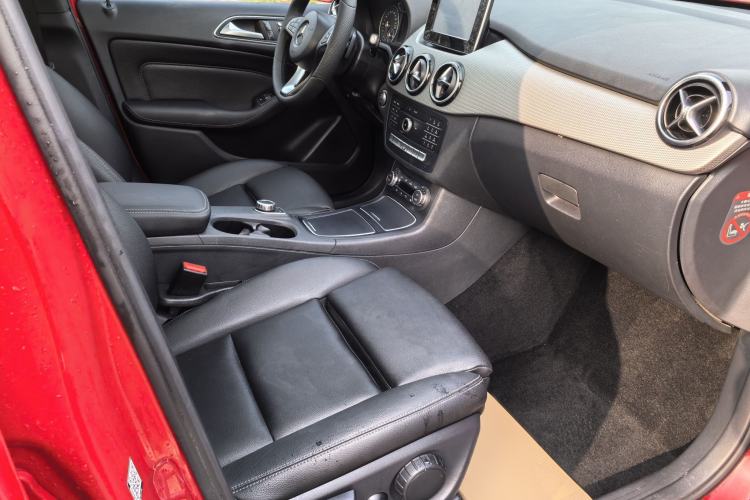 Used Mercedes-Benz B-Class 2015 B 200 Fashion Model