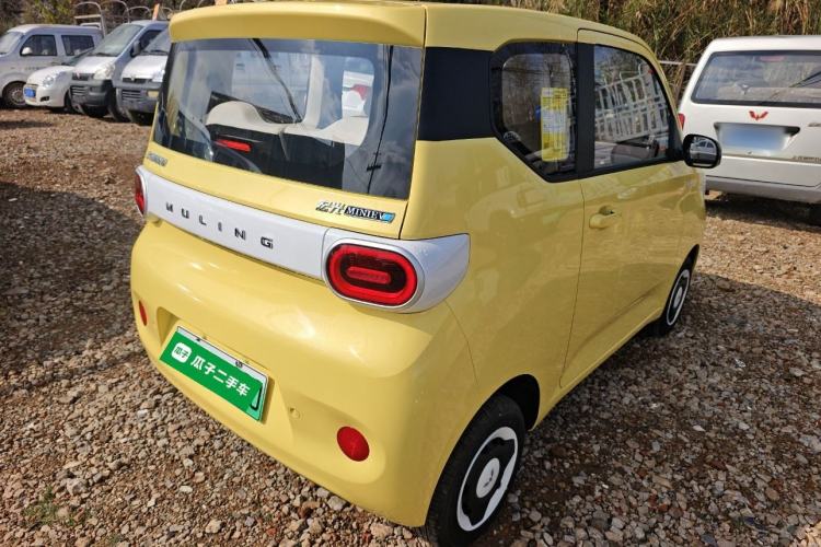 Used Wuling Hongguang MINIEV 2024 3rd Generation 215km Youth Edition