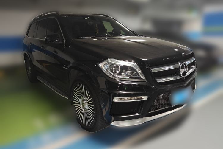 Used Mercedes-Benz GL-Class AMG 2014 AMG GL 63 Front Right 45 Deg
