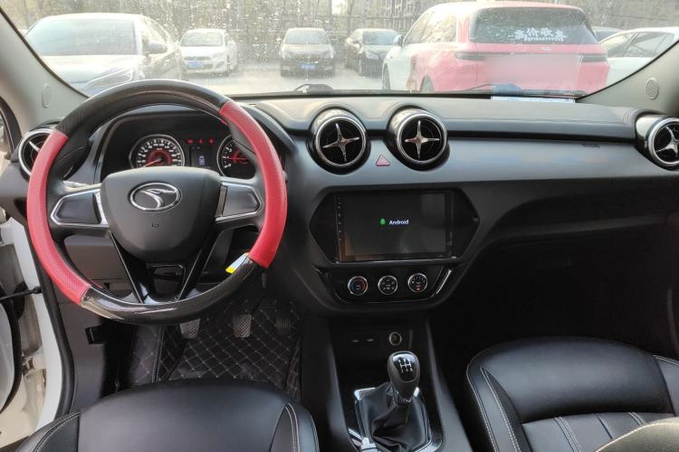 Used Soueast DX3 2022 1.5L Manual Luxury Version
