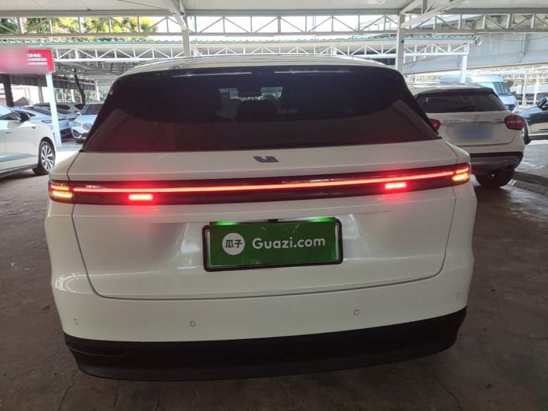 Used Li Auto i6 2025 Model Two-Wheel-Drive Standard Type — 5