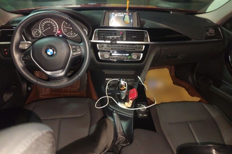 Used BMW 3 Series 2017 320Li Fashion Model
