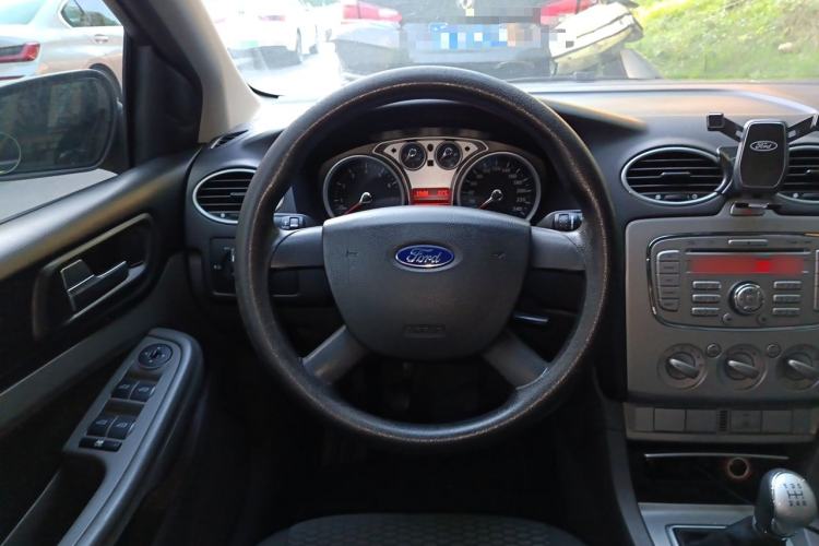 Used Ford Focus 2013 Hatchback Classic 1.8L Manual Base Model