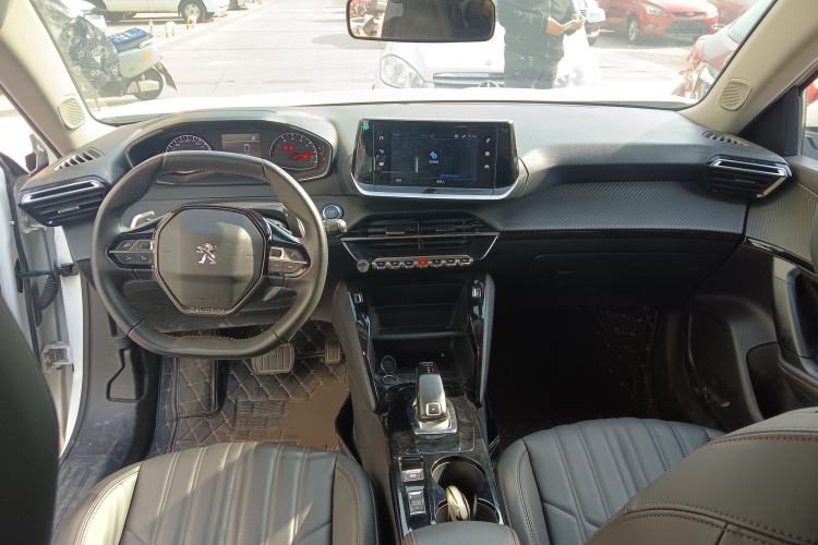 Used Peugeot 2008 2022 230THP THE ONE Center Console