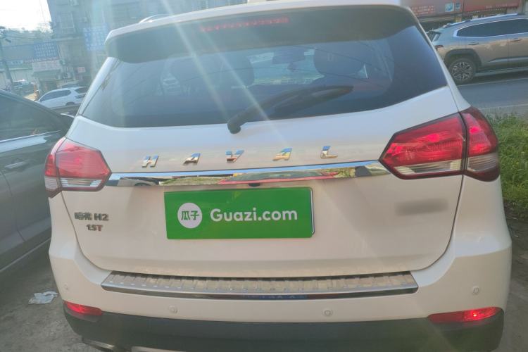 Used Haval H2 2017 Blue Label 1.5T Manual Two-Wheel Drive Luxury Model
