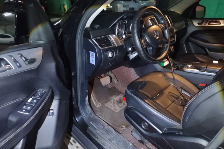 Used Mercedes-Benz M-Class 2014 ML 320 4MATIC