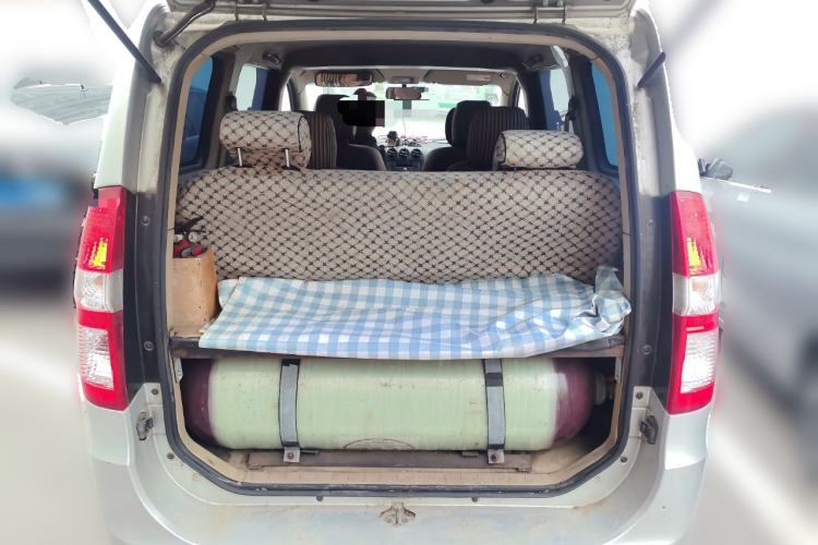 Used Wuling Hongguang 2010 1.4L Luxury Model Trunk