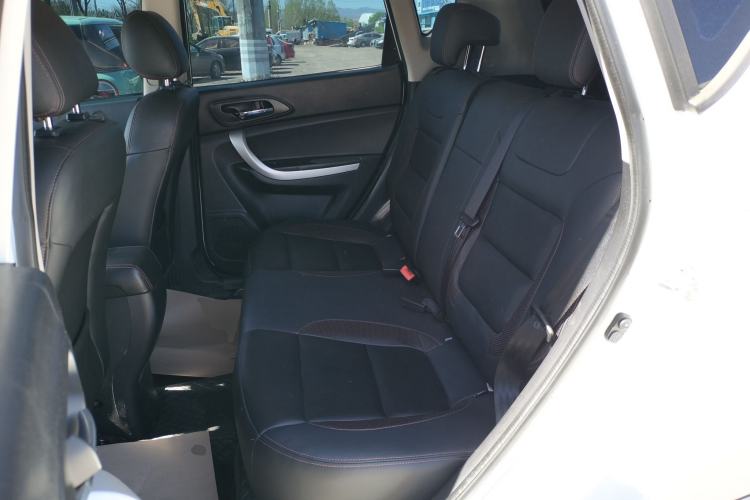 Used CHANGAN CS35 2016 1.6L Manual Luxury Model China V Standard
