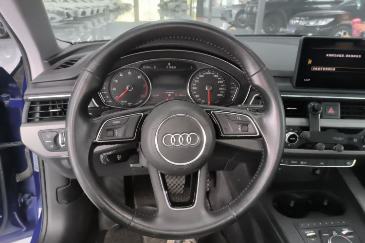 Used Audi A4L 2019 40 TFSI Ambition Version China V
