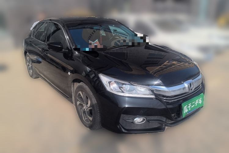 Used Honda Accord 2016 2.0L Elite Edition Front Right 45 Deg