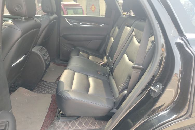 Used Cadillac XT5 2018 28E Four-Wheel Drive Tech Version