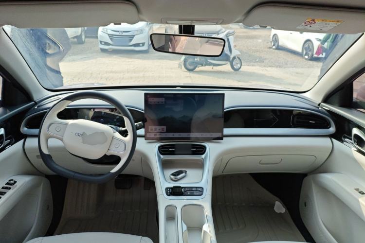 Used Geely Galaxy Geome 2025 310km Dream Edition
