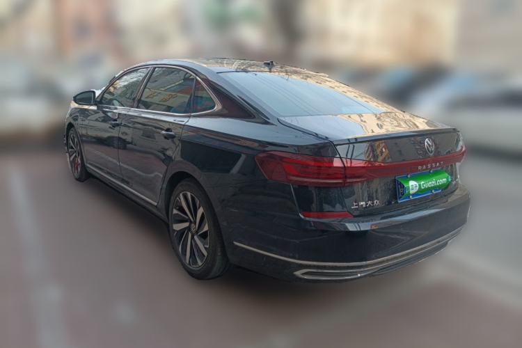 Used Volkswagen Passat 2025 Premium Version 380TSI Dragon Edition Rear Left 45 Deg