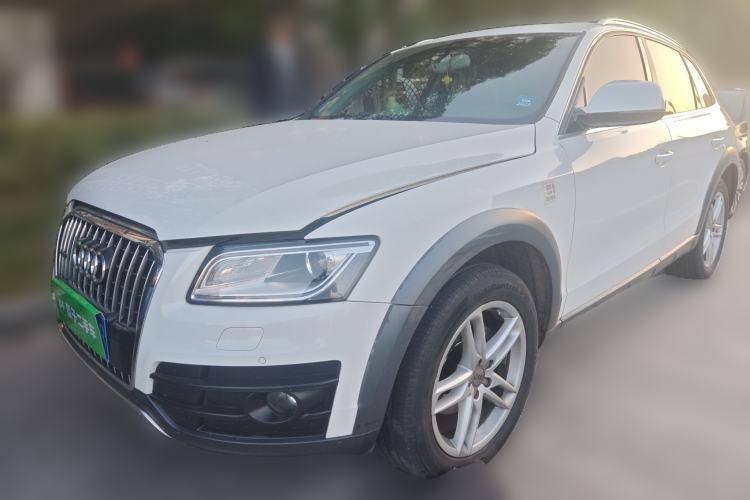 Used Audi Q5 2017 Plus 40 TFSI Ambition Model