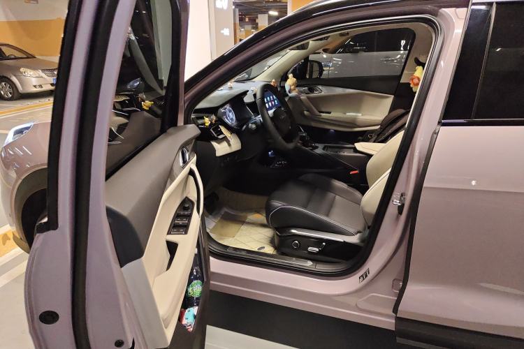 Used Lynk & Co 06 2023 Remix 1.5T Hero
