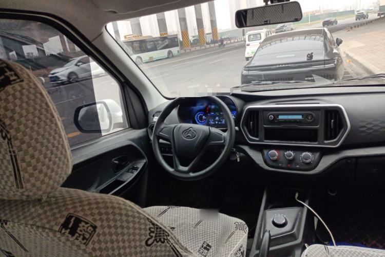 Used Chana Ruixing EM80 2025 Passenger Version Comfort Model 6 Seats 300 km Liftback Door