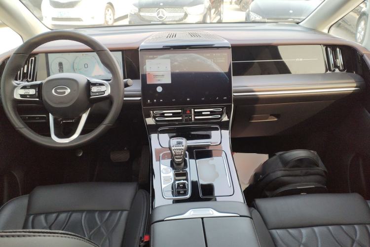 Used GAC Trumpchi M8 2024 Master Series 400T Prestige Edition
