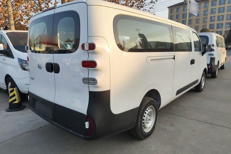 Used SAIC MAXUS Dana V1 2025 V1+ Long Wheelbase Low-Roof Multi-Function Version (62 kWh)
