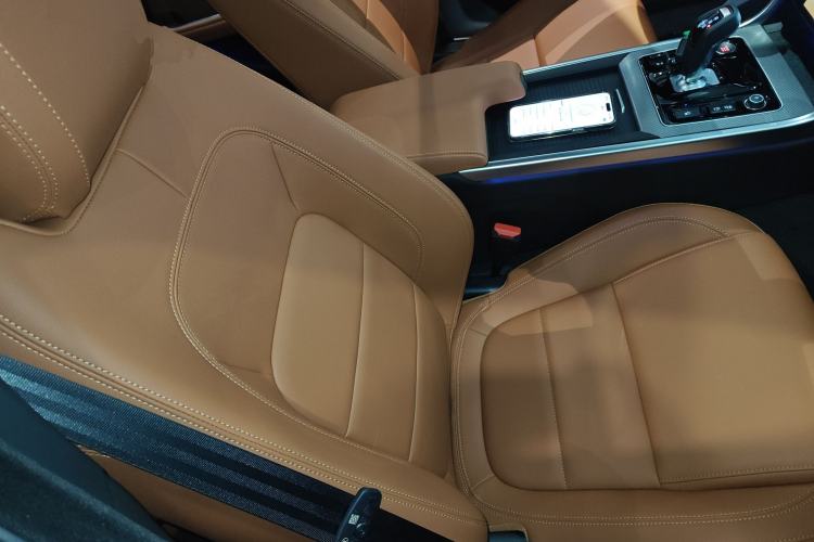 Used Jaguar XEL 2025 2.0T 250 PS R-DYNAMIC 90th Anniversary Edition