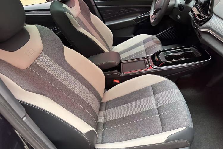 Used Volkswagen ID.4 CROZZ 2024 Pure Edition Limited Edition Interior 9