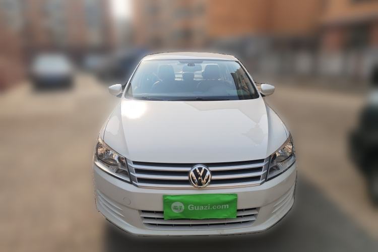 Used Volkswagen Santana 2013 1.6L Manual Fashion Edition Front