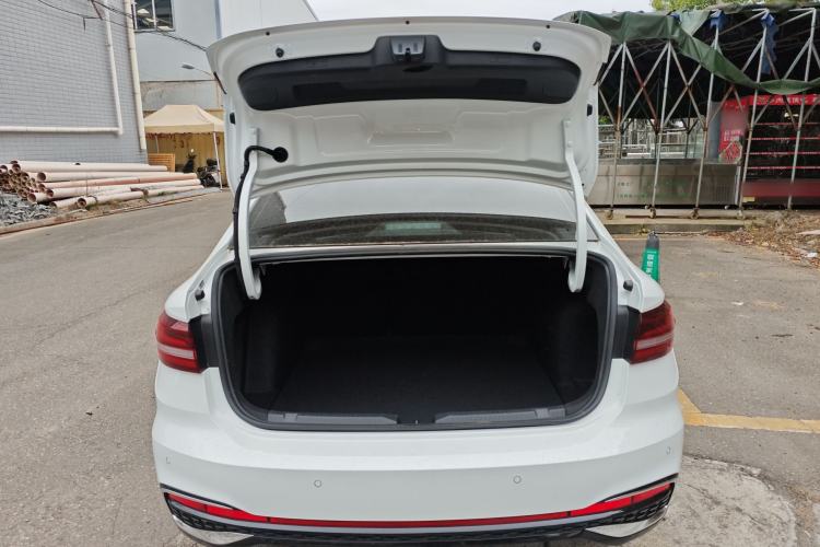 Used Volkswagen Lavida 2024 1.5L Automatic Starry Sky 5 Million Edition