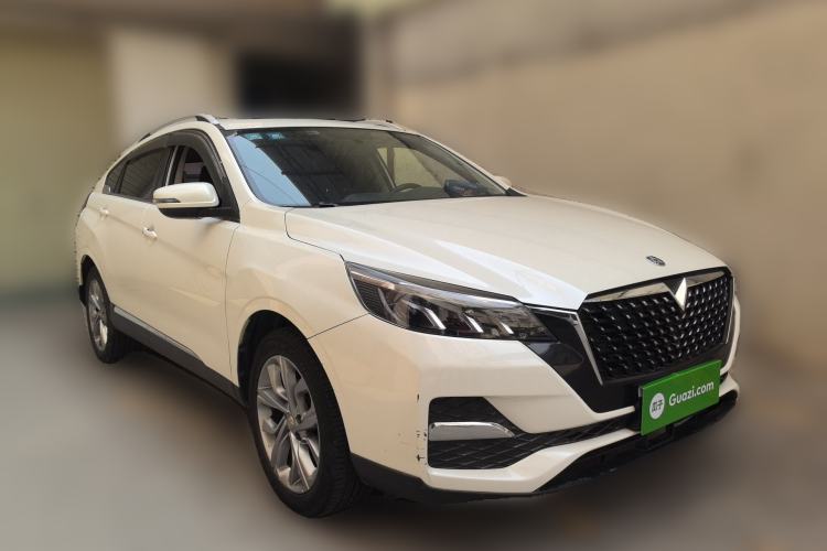 Used Venucia T90 2020 2.0L CVT Smart Connect & Smooth Drive Edition Front Right 45 Deg