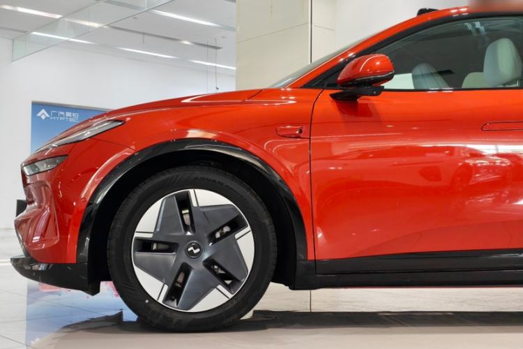 Used ONVO L60 2024 60 kWh Rear-Drive Version