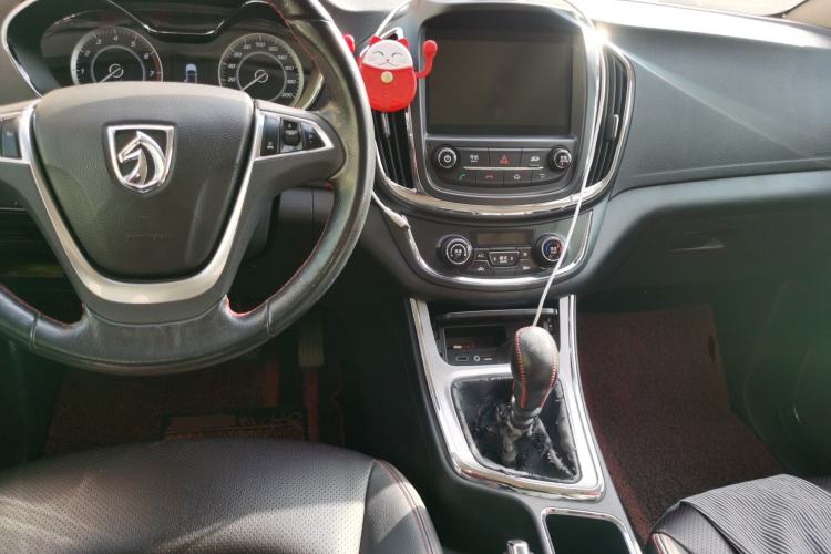 Used Baojun 560 2016 1.5T Manual Luxury Model