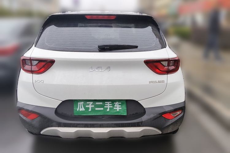 Used Kia kx1 Stonic 2021 1.4L CVT Fun & Sunroof Model
