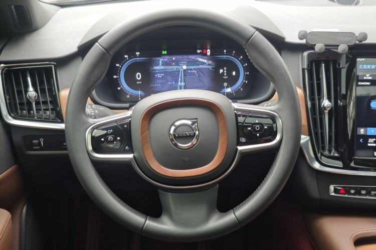 Used Volvo S90 2022 B5 Zhiyi Luxury Edition